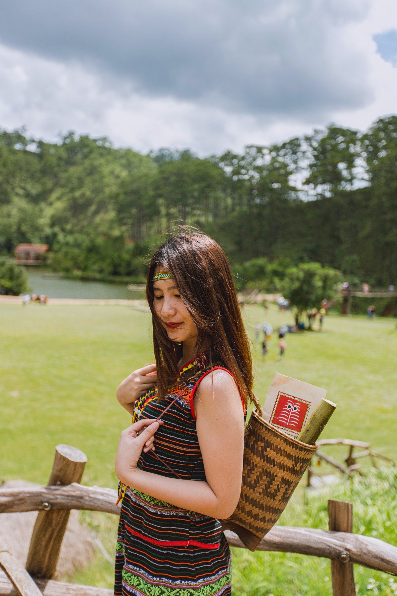 THUÊ TRANG PHỤC DÂN TỘC